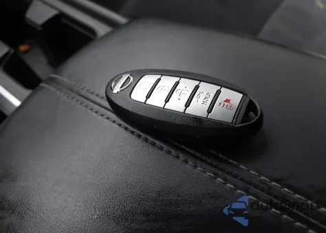 2020 Nissan Sentra Sv Xtronic Cvt z USA, uszkodzony, nr VIN 3N1AB8CV2LY215106